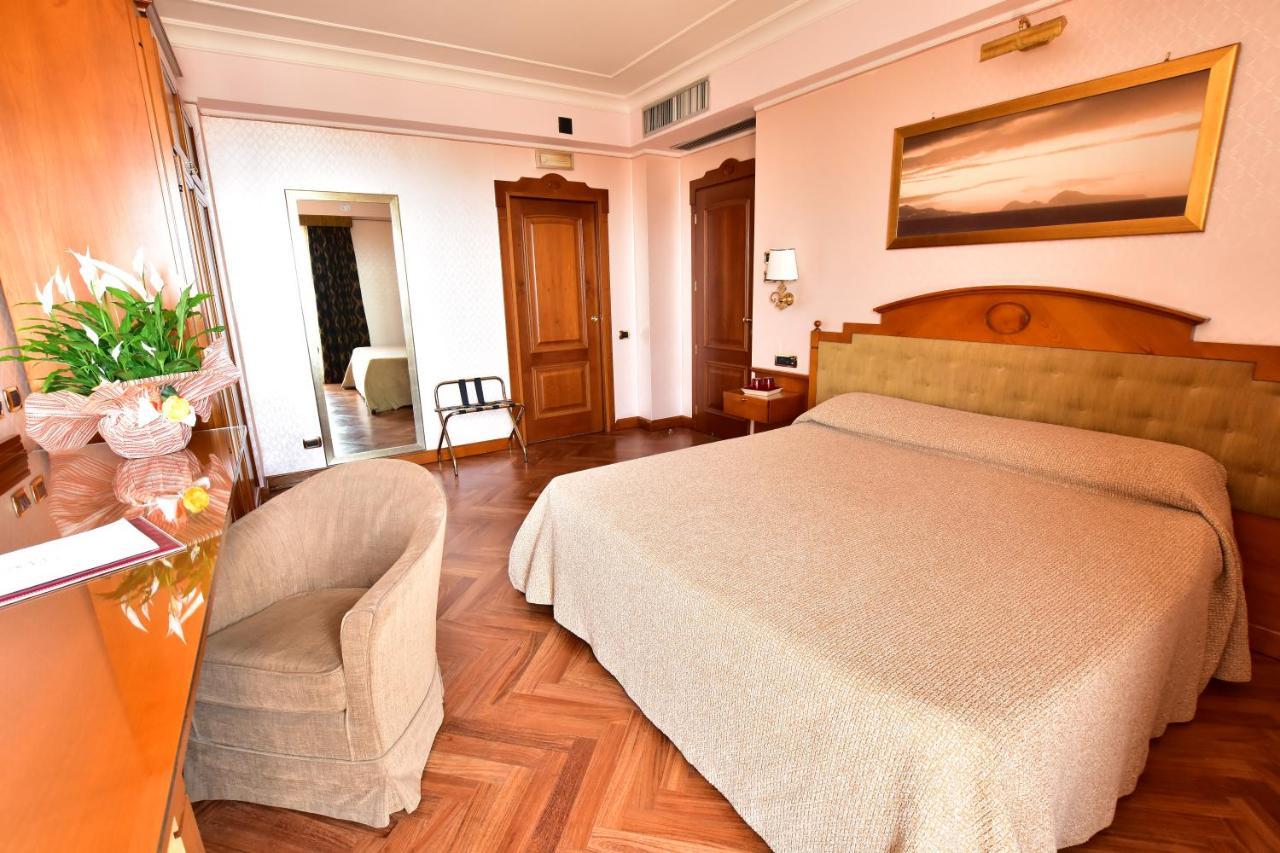 Palazzo Rosenthal Vesuview Hotel & Resort Trecase Exterior foto
